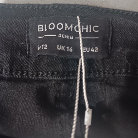 NWT Bloomchic Black Jeans size 12 - Picture 3 of 7